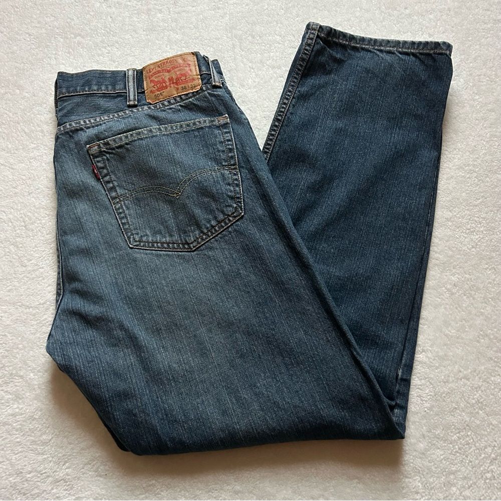 Levi's Men's 505 Medium Blue Straight Leg Jeans Size W38 x L32